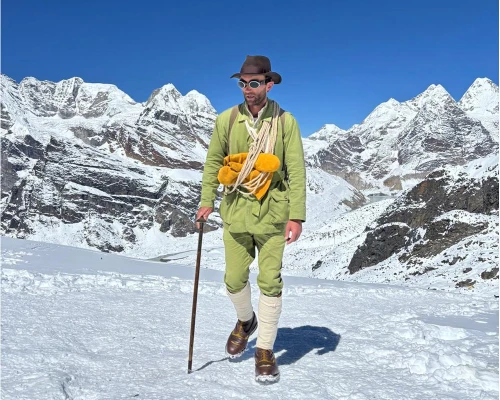 Hugo climbed mera peak with mallory kit